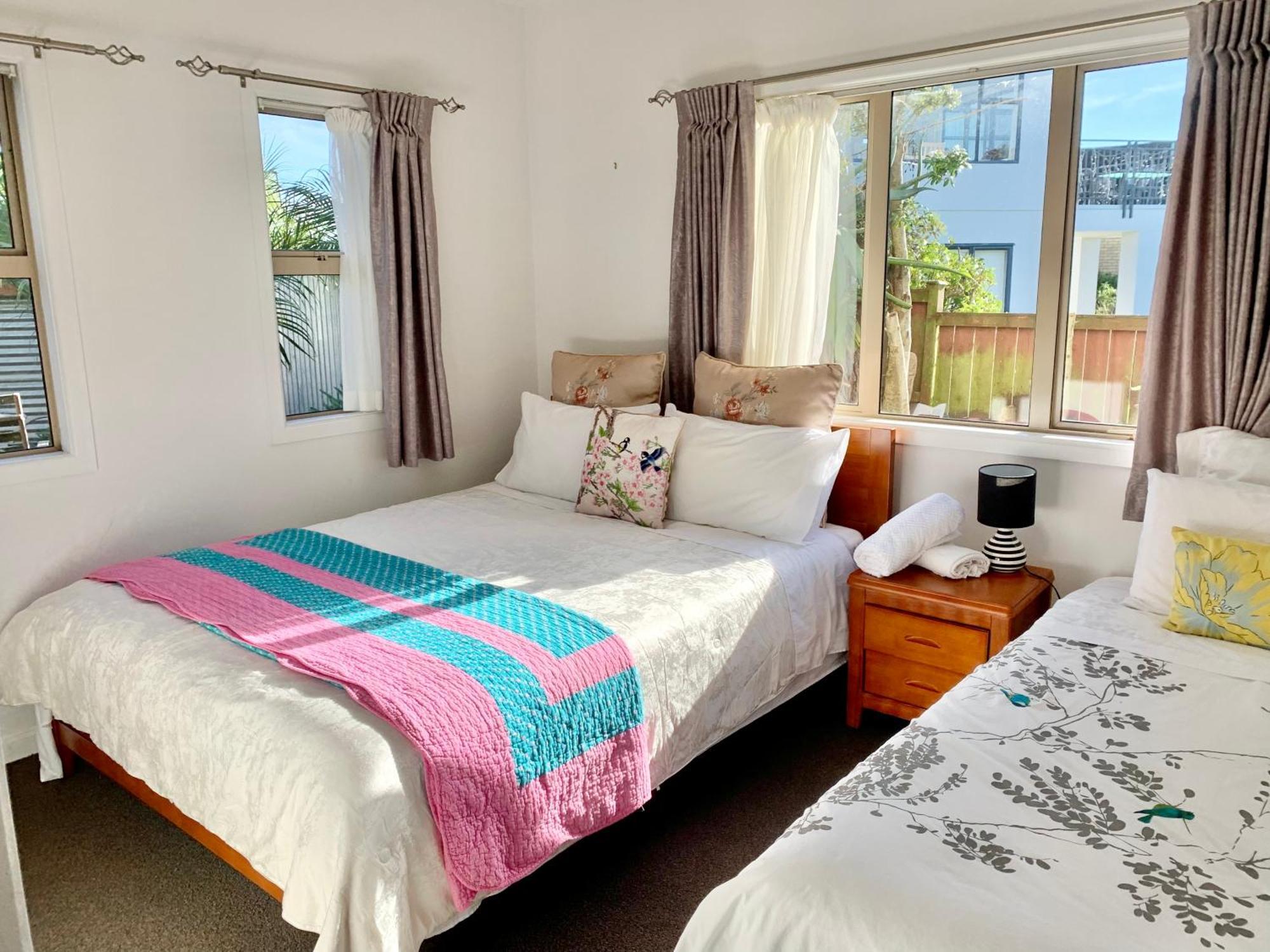 Amazing Seaview House Hotel Оукланд Екстериор снимка